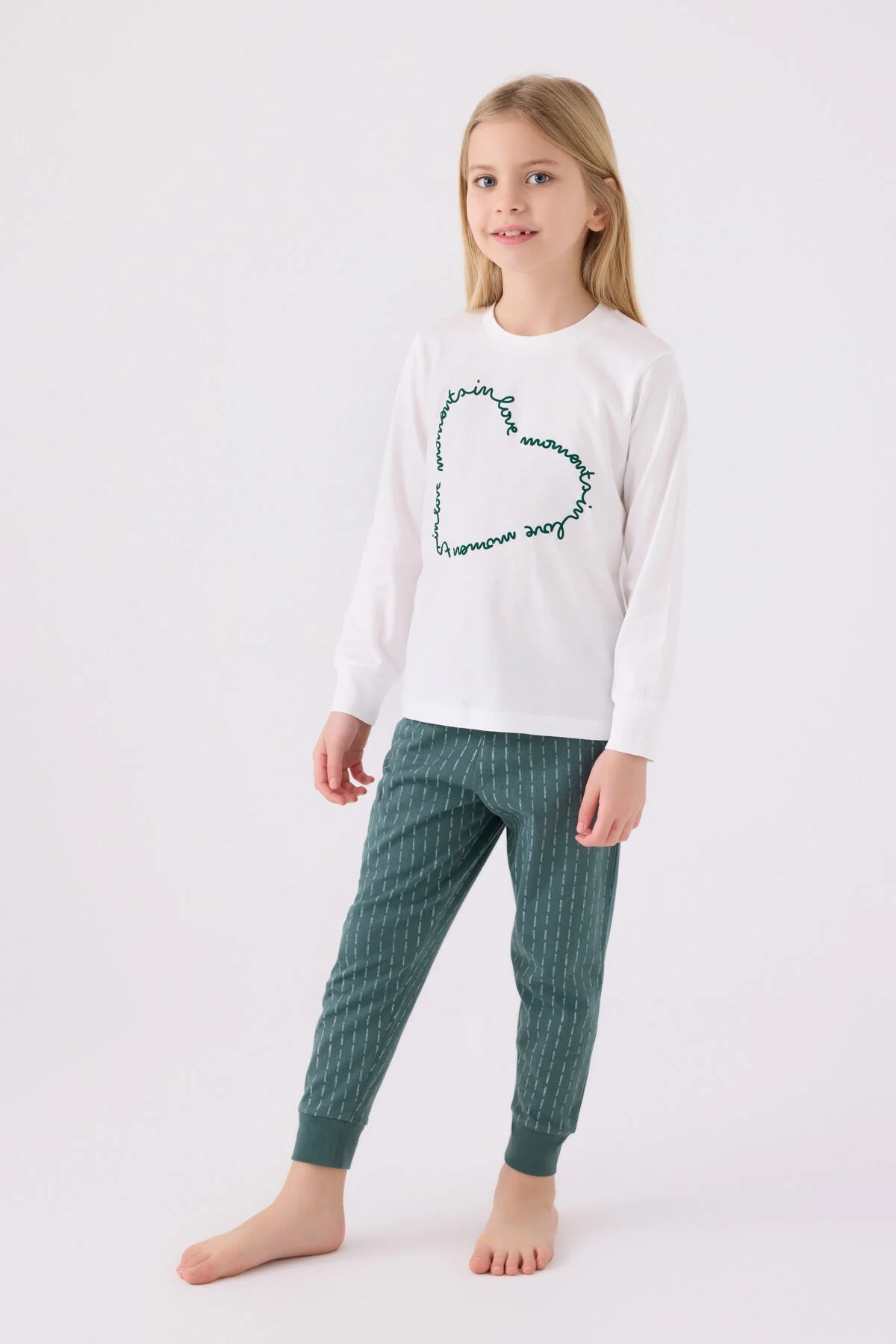 Arnetta Kız Çocuk Beyaz Pijama Takımı