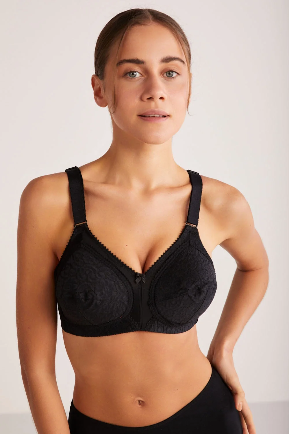 Romance Toparlayıcı Dantel Sütyen