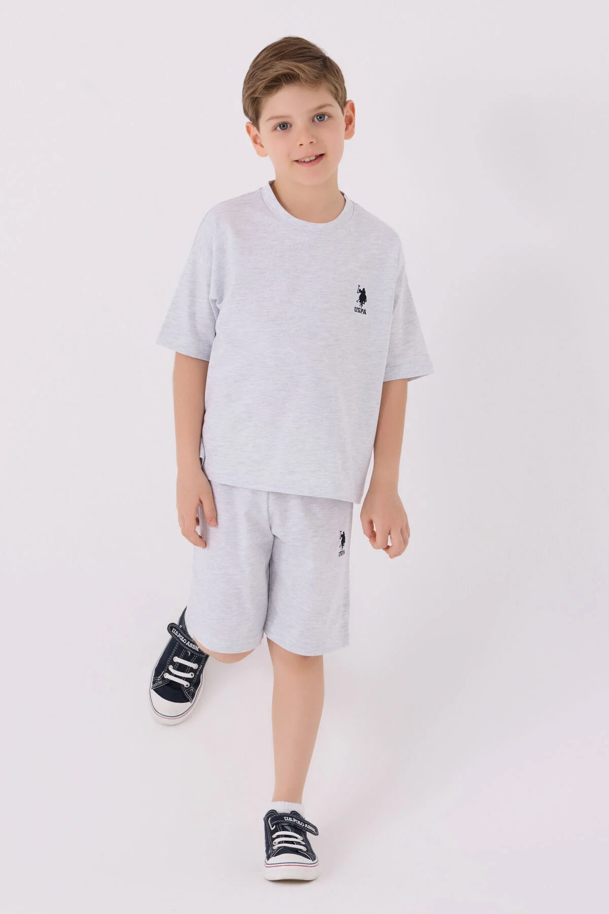 U.S. Polo Assn Erkek Çocuk Gri Bermuda Takım