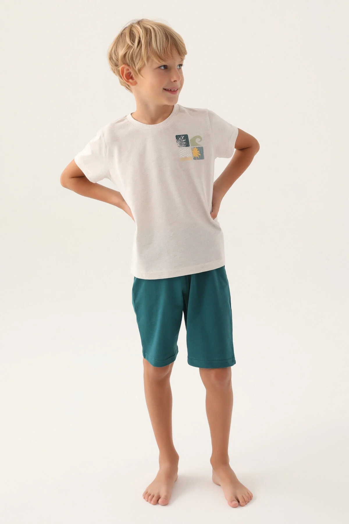 Arnetta Erkek Çocuk Beyaz Bermuda Takım