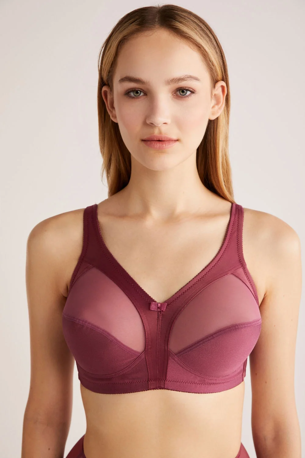 Bianca Kapsız ve Telsiz Toparlayıcı Sütyen